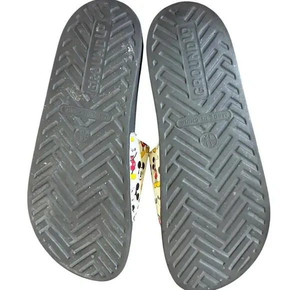 Disney Mickey Mouse Slide Sandals – Size 11/12 - Picture 2 of 4